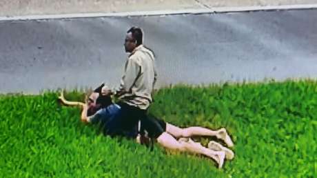 Pastor de EE.UU. ataca a un vecino que amenazó con violar y matar a su esposa (VIDEO)