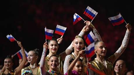 Las gimnastas rusas se retiran de un torneo tras la prohibición ilegal de competir bajo bandera nacional
