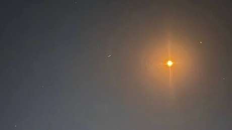 Irán contraataca con misiles balísticos y drones tras nuevo bombardeo de EE.UU.