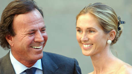Una nueva demanda millonaria asedia a Julio Iglesias