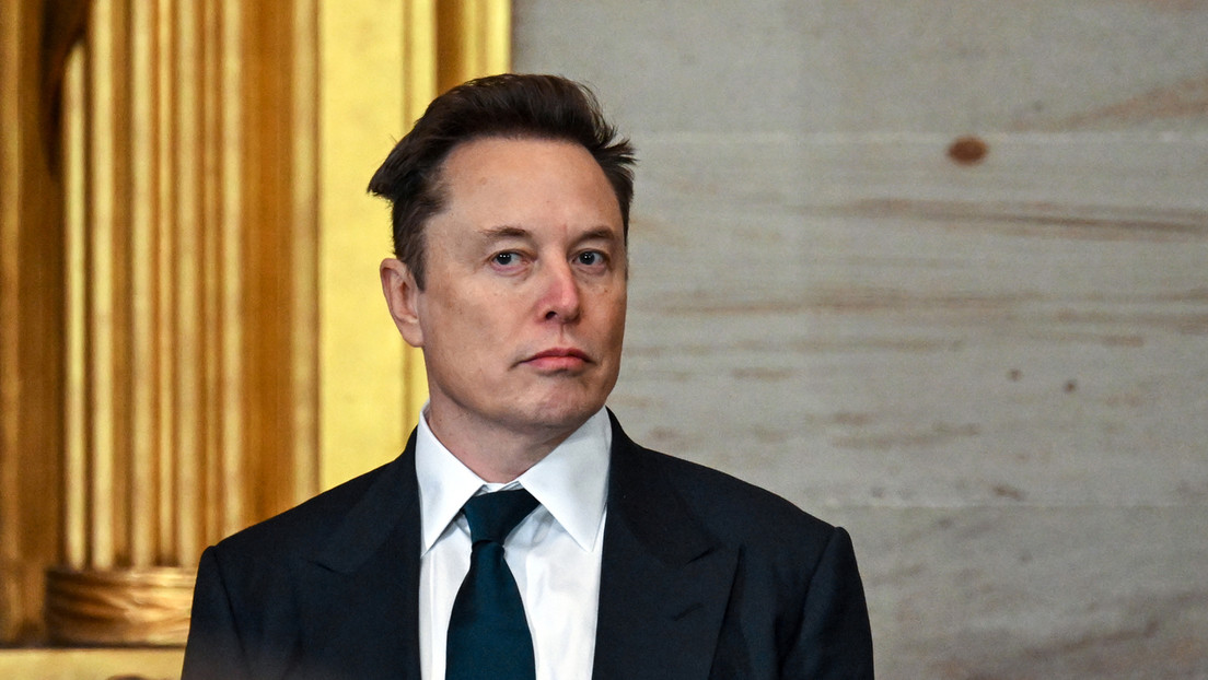 Primera reacción de Musk al desborde migratorio en España