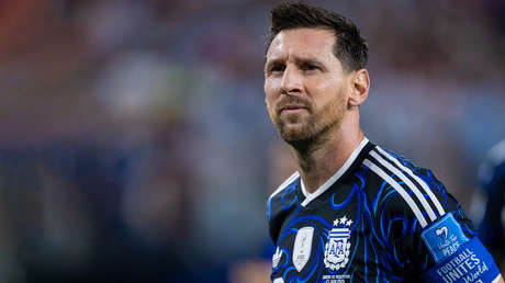 'Ni Messi se salva': así reacciona el astro argentino ante un control de seguridad en el aeropuerto (VIDEO)