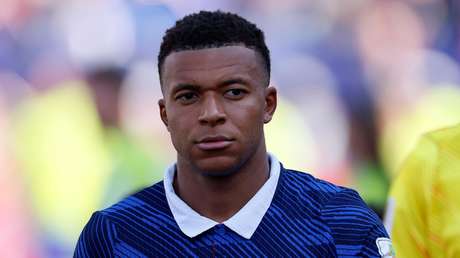 Mbappé reacciona a los comentarios racistas de una senadora paraguaya