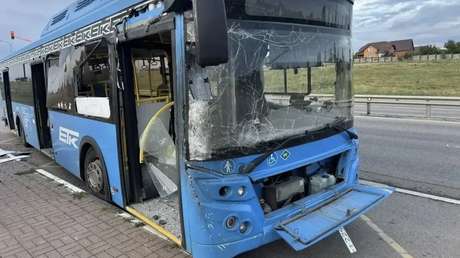 Drones ucranianos atacan un autobús de pasajeros y una ambulancia en Rusia