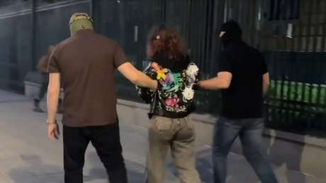 VIDEO: Detención de una mujer reclutada por Ucrania para atentar contra un alto cargo militar ruso
