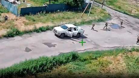 VIDEO: Ataques sucesivos de drones rusos interrumpen el despliegue de fuerzas ucranianas