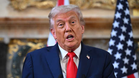 Trump tras cruce de ataques con Irán: "Ayer aceptaron un acuerdo, se fueron y lanzaron un dron contra un buque"
