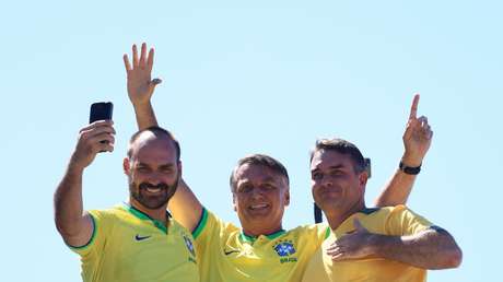Justicia de Brasil suspende visitas de Flávio Bolsonaro a su padre por esta razón