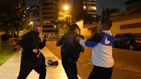 Famoso 'streamer' se pelea en plena transmisión en una capital latinoamericana (VIDEOS)