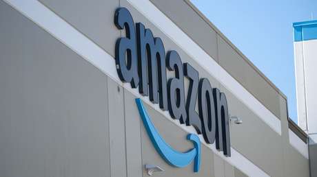 Irán afirma haber atacado la infraestructura de Amazon en Baréin