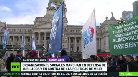 Argentinos denuncian un grave deterioro económico por las políticas de ajuste impulsadas por Milei
