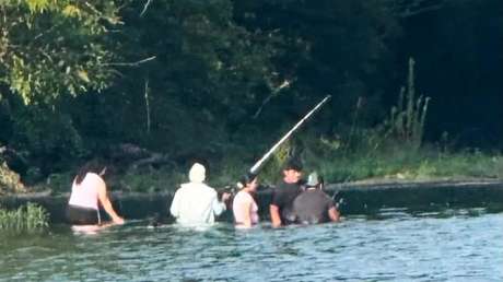 La última foto de un grupo que poco después murió ahogado en un río de EE.UU.
