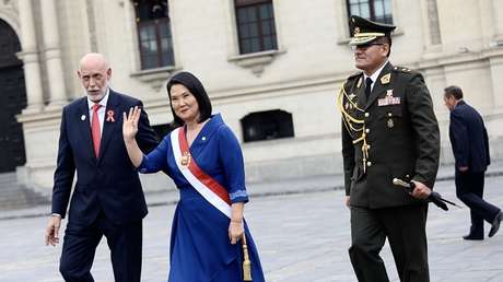 Keiko Fujimori se compromete a gobernar por cinco años: "Ni un día más"