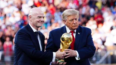¿Por qué Infantino arrasa en la 'copa del rechazo' de los aficionados al fútbol?