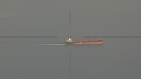 Drones rusos golpean transportes de carga militar en el mar Negro (VIDEO)