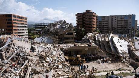VIDEOS: El momento exacto de la demolición de un edificio afectado por los sismos en Venezuela