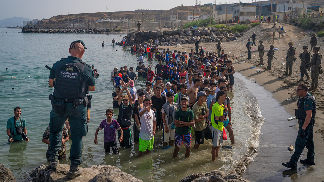 ¿Quién se beneficia el caos migratorio en España?