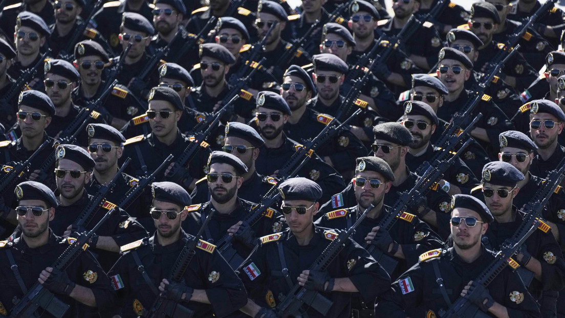 Irán pasa a la doctrina militar ofensiva