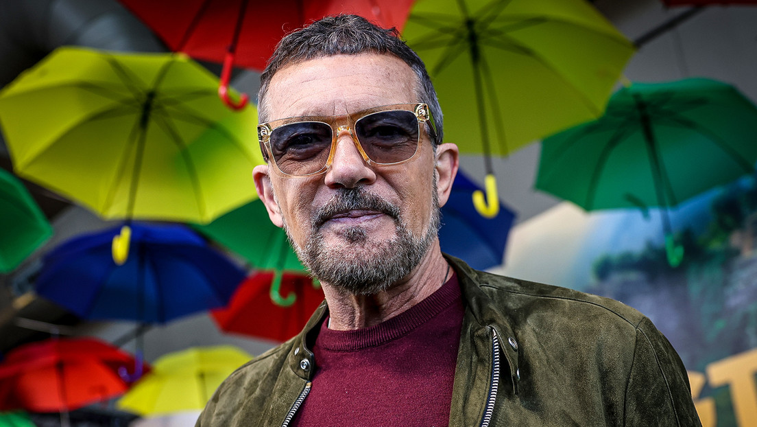  Confusión, miedo y pena : Antonio Banderas se pronuncia sobre la crisis migratoria en Ceuta