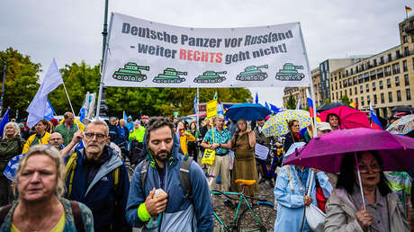 Cientos de personas protestan en Alemania contra el envío de armas a Ucrania (VIDEOS)