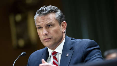 Hegseth: EE.UU. está listo para asestar ataques contra Irán "a niveles que no se veían desde la II Guerra Mundial"