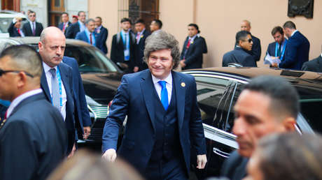 Milei compara maltrato a los judíos con la "campaña antiargentina" desatada tras el Mundial