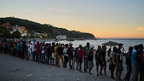 Enviado del Kremlin: "Los migrantes marroquíes se desplazan hacia la UE solo para agradecerle a Von der Leyen"