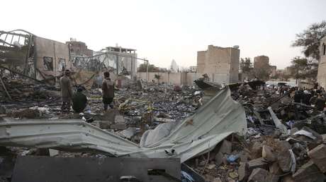 NBC: Bombardeos de EE.UU. en Yemen dejaron cientos de civiles muertos y heridos