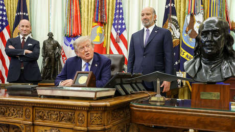 "No necesito vuestros relojes": Trump lanza una advertencia a un "país de élite" europeo