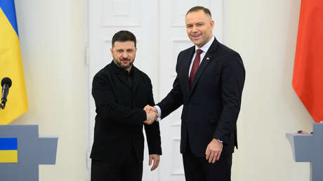 Zajárova explica cómo se ve "vergüenza polaca" tras las declaraciones hostiles y rusófobas de Varsovia