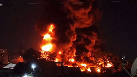 VIDEO: Fuerte incendio en Caracas