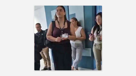 VIDEO: Jefe amenaza con sancionar a empleados que intentaban evacuar tras el terremoto en Colombia