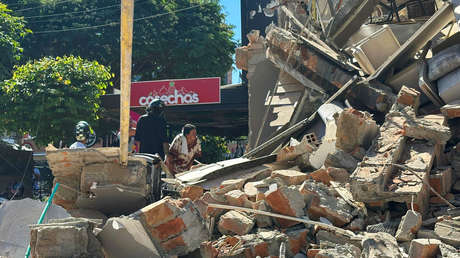 La sorprendente calma de presentadores colombianos en vivo durante potente sismo (VIDEO)
