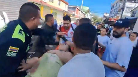Momento en que rescatan a una sobreviviente bajo los escombros de un edificio en Pereira (VIDEO)