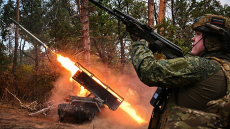 Rusia asesta poderoso golpe a la industria militar y de transporte de Kiev