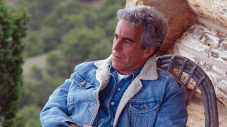Hunter Biden habla con Tucker Carlson sobre el "fracaso" de la "clase oligárquica de Epstein"
