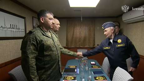 Putin mantiene una reunión para abordar la seguridad de las fronteras orientales de Rusia