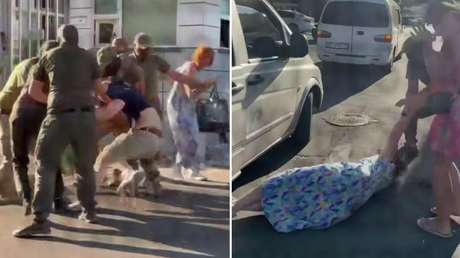 VIDEO: Reclutadores ucranianos arrastran al frente a un hombre y agreden a la mujer que trató de impedirlo