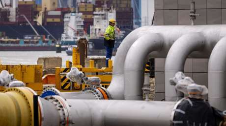 Irán: EE.UU. recurre a mentiras porque no tiene cura para su crisis energética