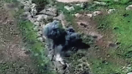 VIDEO: Proyectiles de un obús ruso destruyen un puesto de mando enemigo