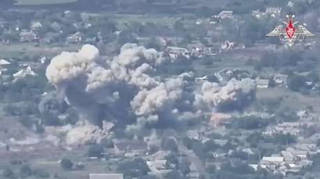 Bombas rusas guiadas arrasan fortificaciones enemigas (VIDEO)