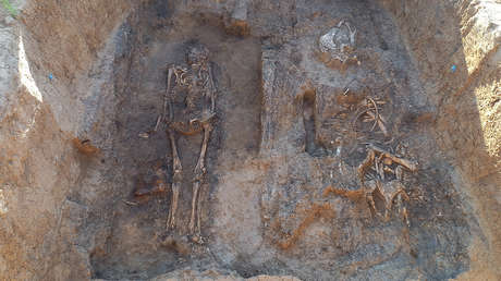 Descubren en Rusia una cámara funeraria medieval que revela el poder de una antigua élite armada