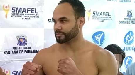 Liberan a boxeador detenido por presunta violencia de género para competir en torneo
