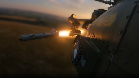 VIDEO: Helicóptero militar ruso calcina posiciones ucranianas con misil guiado