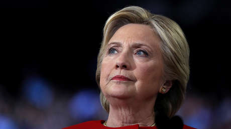 La razón por la que Hillary Clinton considera que EE.UU. está en un "pozo profundo"