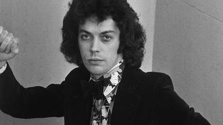 Revelan cómo afrontó la muerte el actor Tim Curry tras años en silla de ruedas