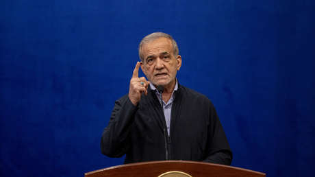 Presidente iraní: El mundo está asombrado por la resistencia de Irán, que debió caer según pronósticos