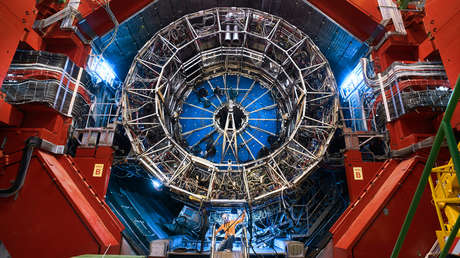 Científicos recrean la materia del universo primitivo con un "pequeño Big Bang"