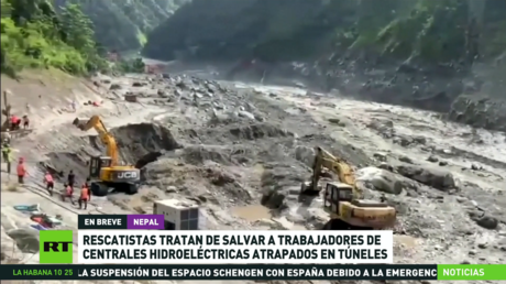 Nepal: rescatistas intentan salvar a trabajadores de centrales hidroeléctricas atrapados en túneles