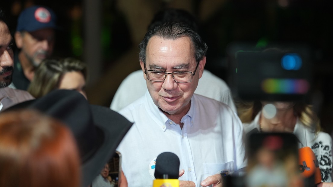 Rico y promotor de la autoayuda, el psiquiatra que irrumpe en las presidenciales de Brasil